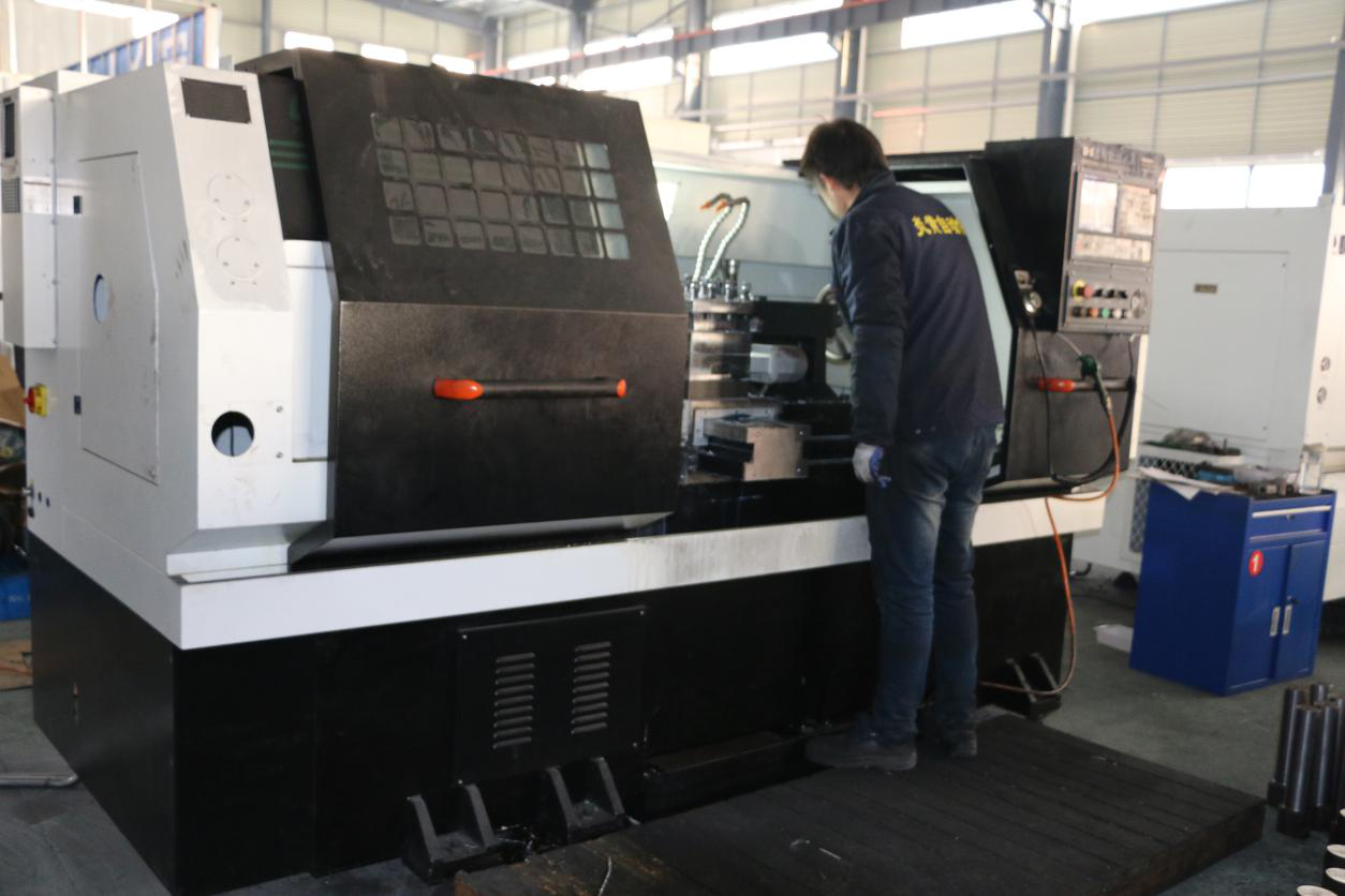 Six-axis gantry machining center